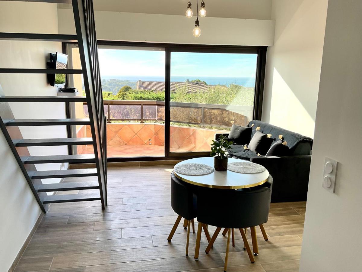 Appartement Sanary Vue Mer Au Calme Buitenkant foto