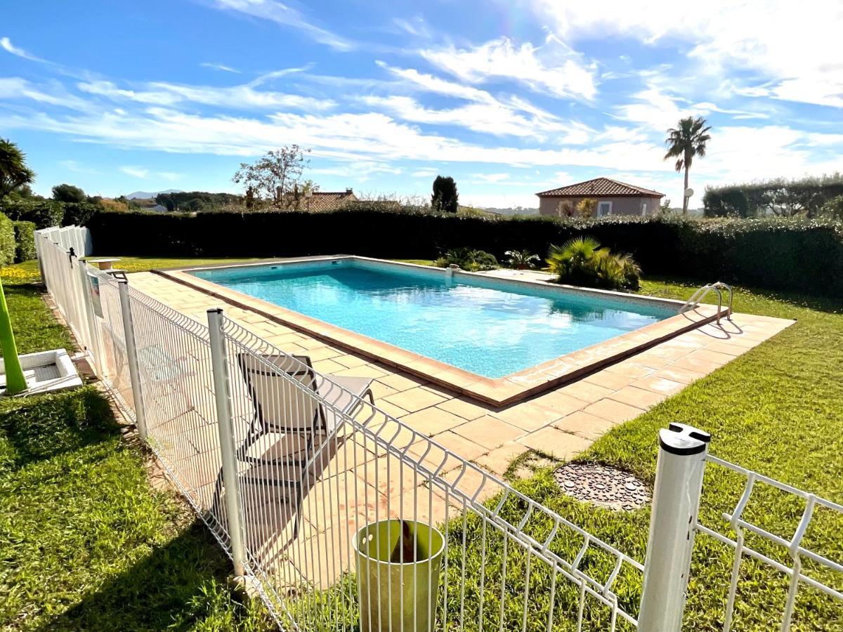 Appartement Sanary Vue Mer Au Calme Buitenkant foto