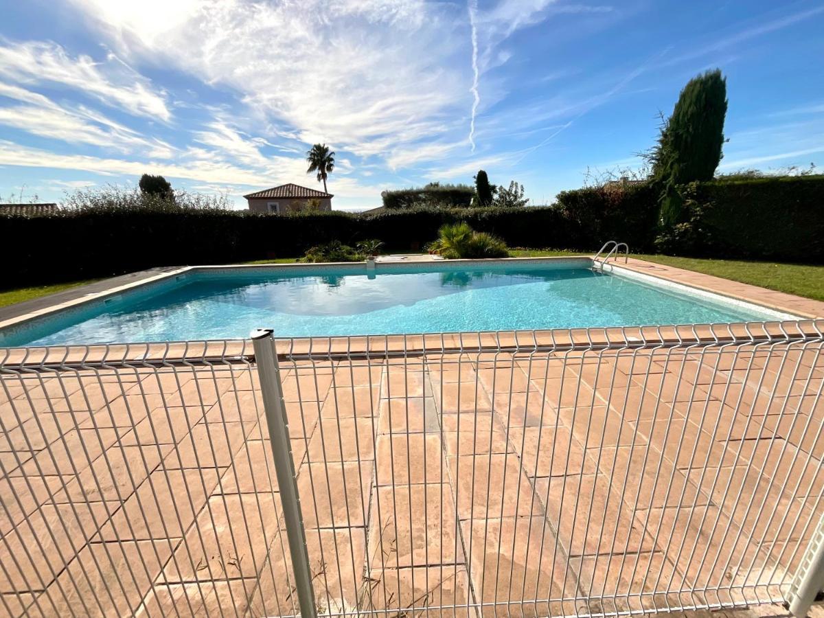 Appartement Sanary Vue Mer Au Calme Buitenkant foto